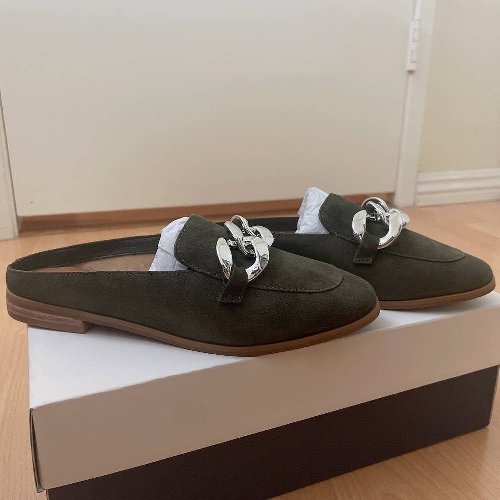 CASLONR LARENA MULE IN GREEN MOSS Brand New